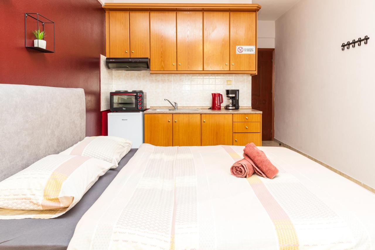 Blaze Studios & Apartments Xanthi Extérieur photo